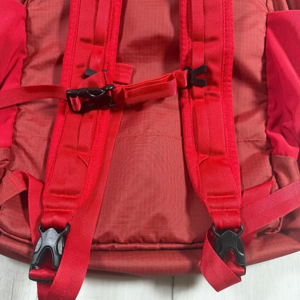 Patagonia Red Ultralight Black Hole Tote Bag Red Convertible Backpack Travel